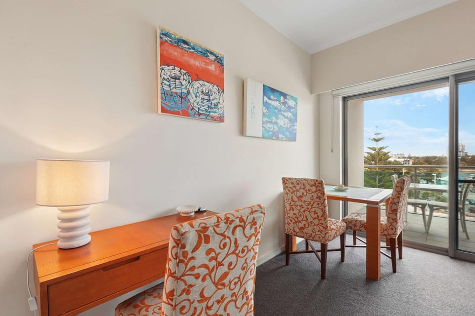 5 Star Mandurah Beach Exclusive Apt Apartment in Mandurah