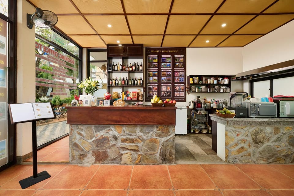 Restaurant/places to eat, Food and drinks