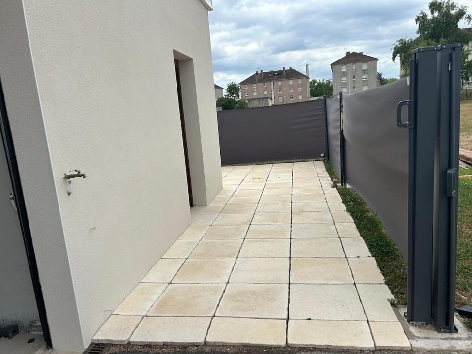 Studio Confort à Lapalisse Apartment in Bourgogne-Franche-Comté