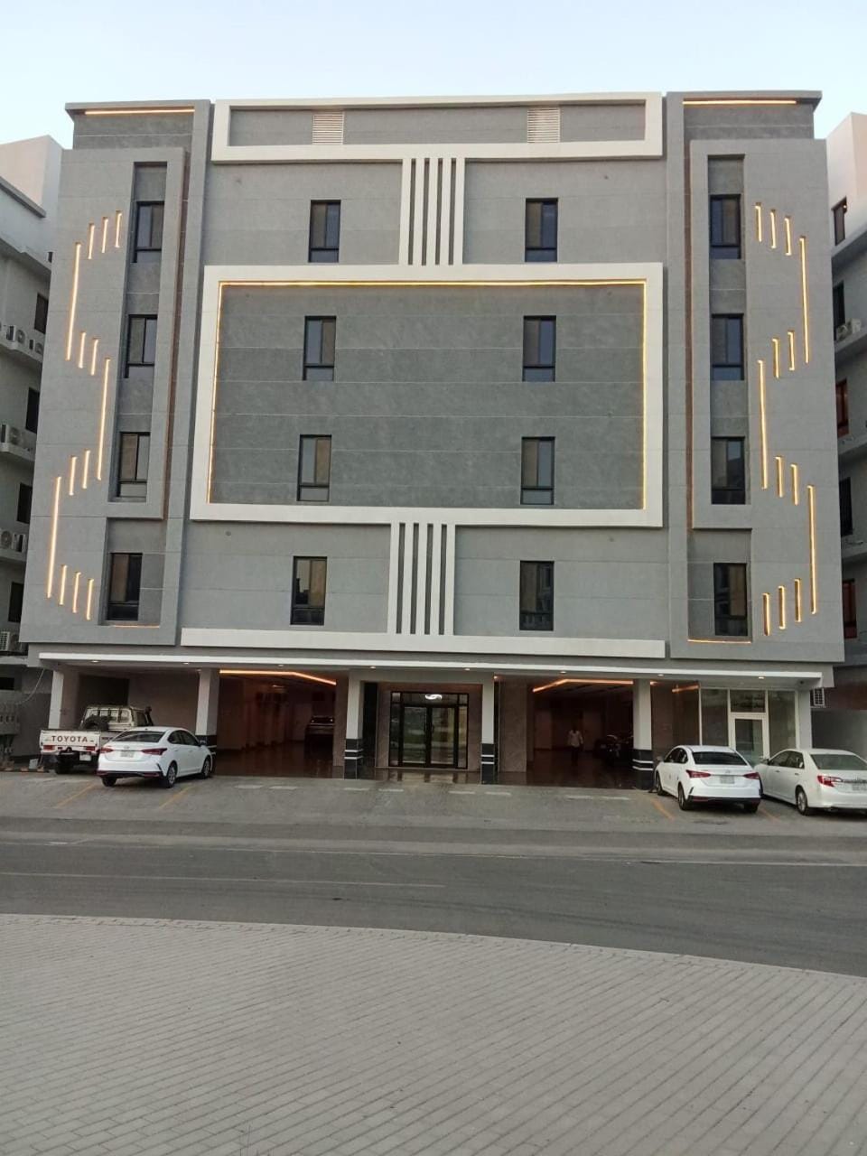 Property building, Day