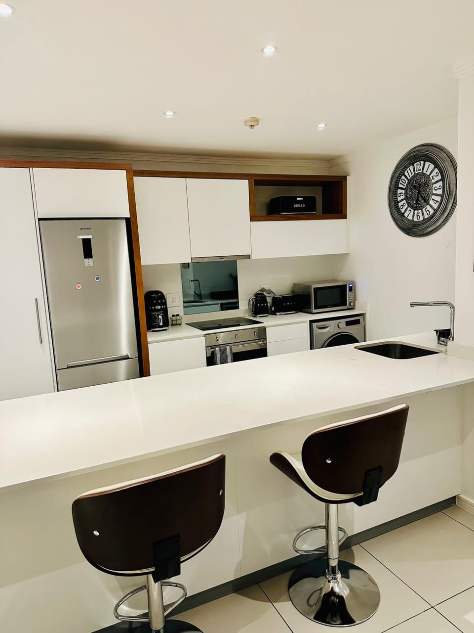 Kitchen or kitchenette, oven, stove