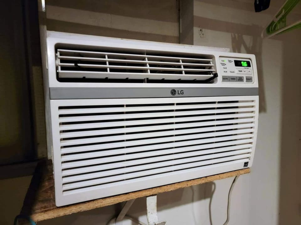 Private guest studio 5 minutes to Rodeo Drive and in great area Apartment in Beverly Hills