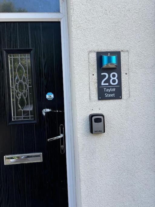 Sigma Exotic Suite Apartment in England