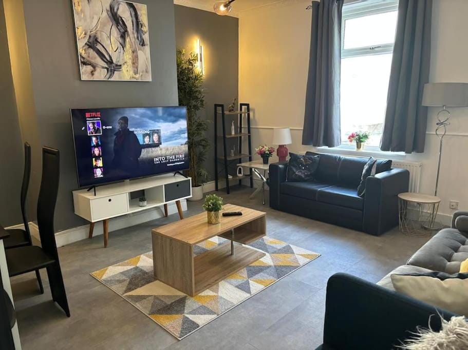 Sigma Exotic Suite Apartment in England