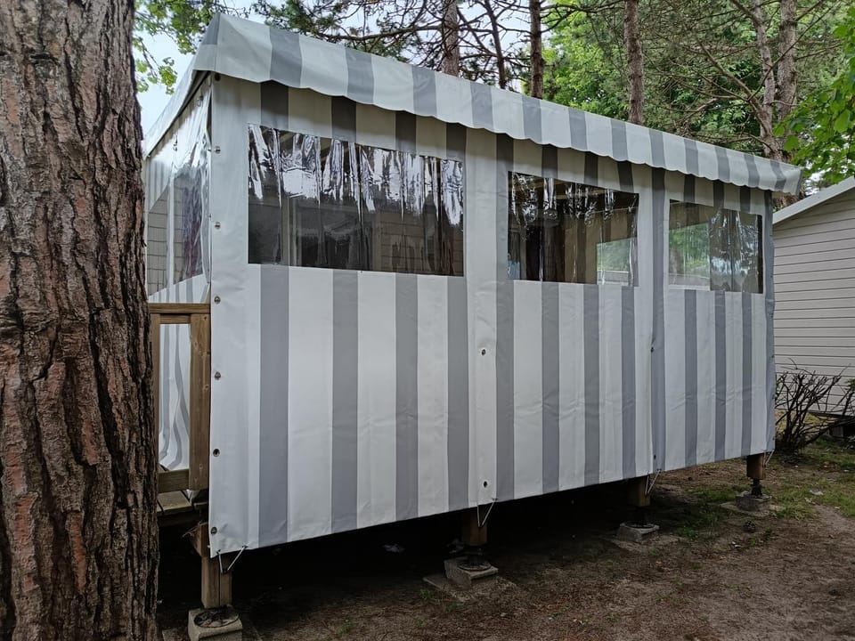 MH F52 Camping Bois Masson Campground/ 
RV Resort in Saint-Jean-de-Monts