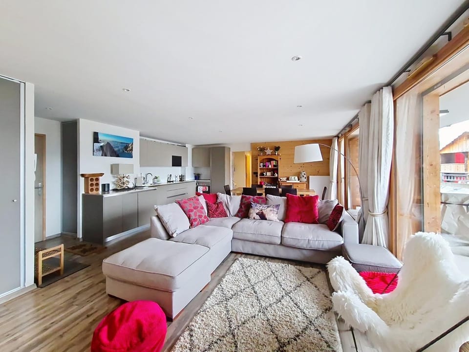 Communal lounge/ TV room, Living room
