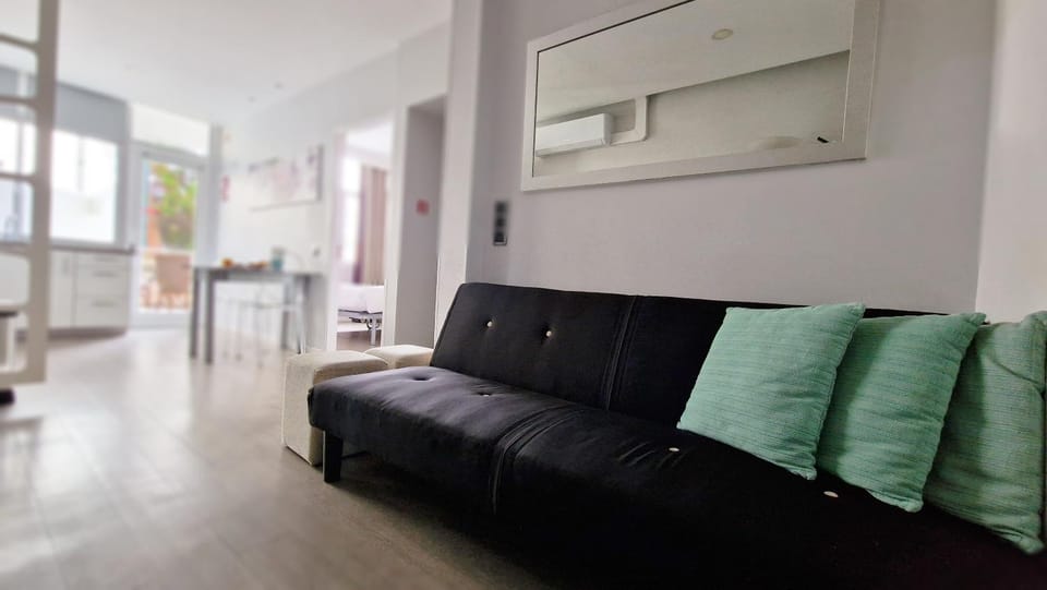 Pino's Getaway by LovelyStay Apartment in Funchal