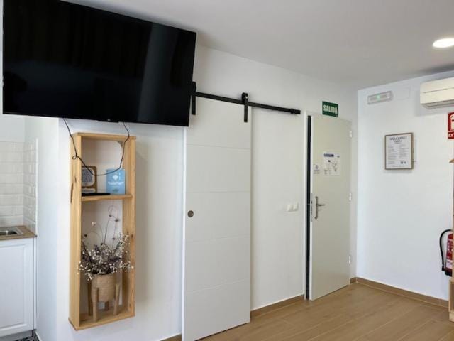 ALZIRA BONITA Apto con terraza y cama balinesa les barraques Apartment in Valencian Community