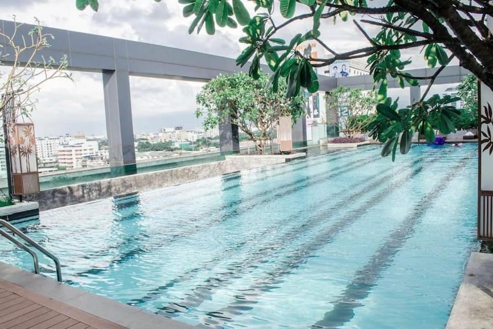 1BHK Apt High floor in Thonglor WiFi-Pool-Fitness Apartment in Bangkok