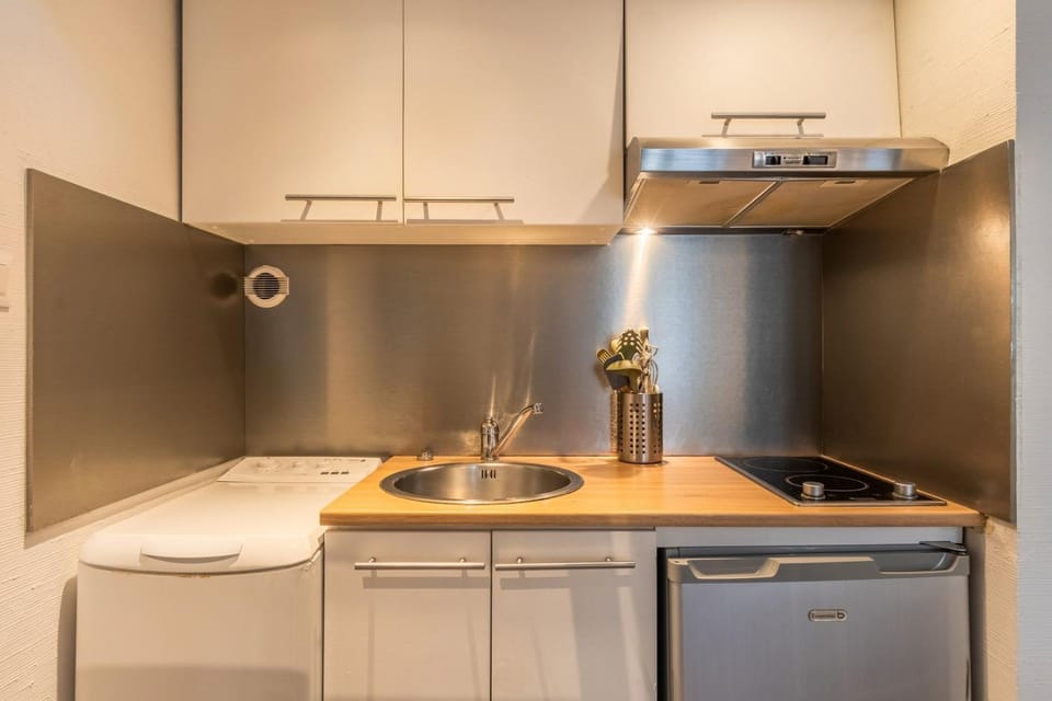 Appartement dans un quartier vivant du Vieux-Lille Apartment in Lille