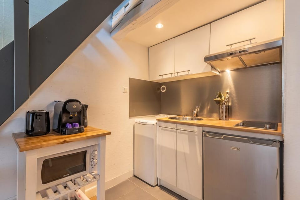 Appartement dans un quartier vivant du Vieux-Lille Apartment in Lille