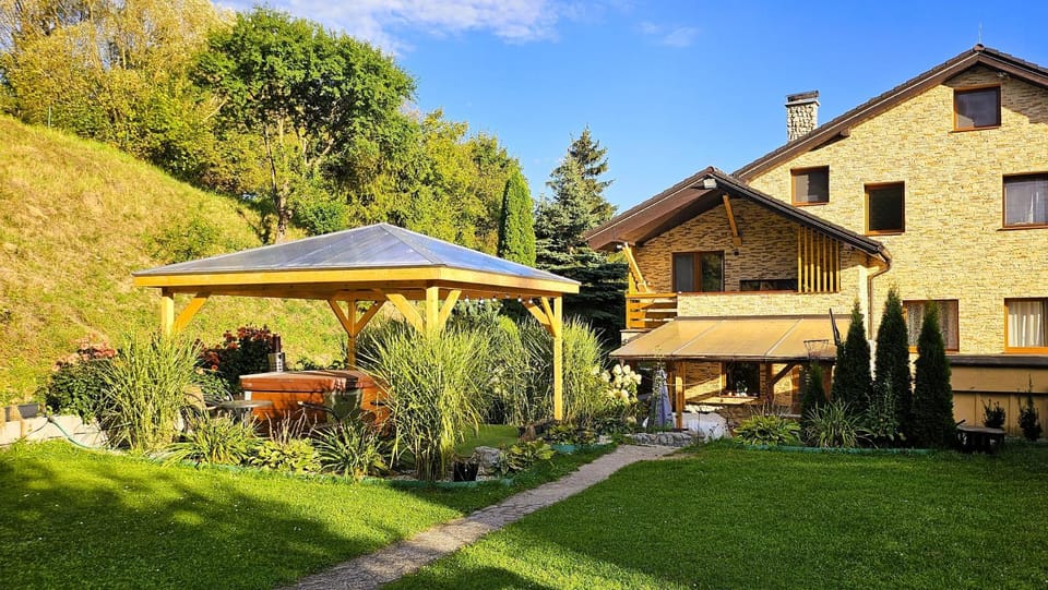Wellness Toliar Tatry Bed and Breakfast in Slovakia
