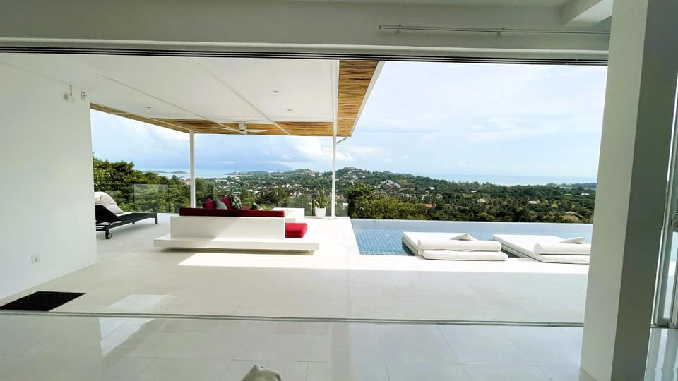Natural landscape, Balcony/Terrace, Living room, Seating area