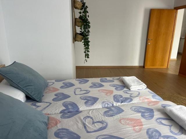 ALZIRA BONITA AMPLIO APARTAMENTO 25 CON HABiTACION Y VISTAS AL RIO JUCAR Apartment in Valencian Community
