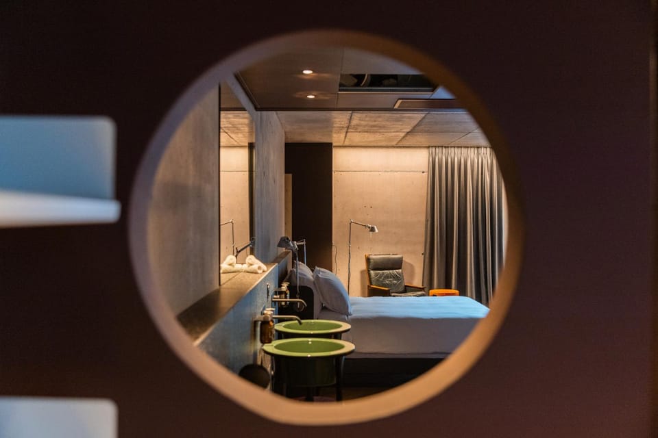 Bed, Bathroom, Photo of the whole room, Bedroom