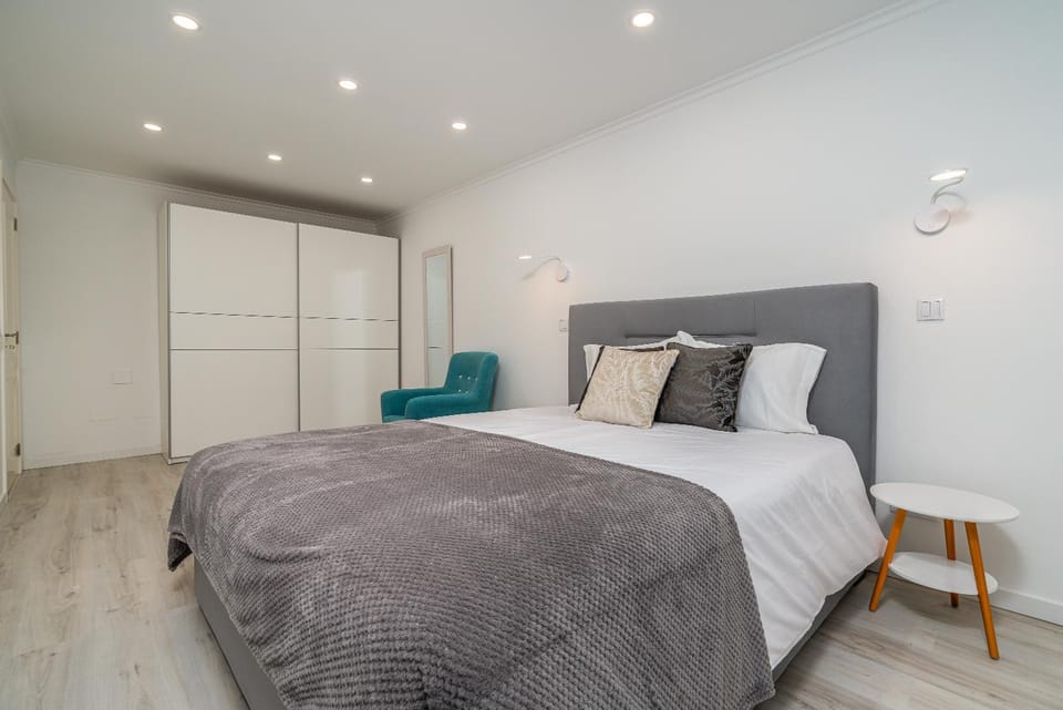 Bed, Bedroom, wardrobe