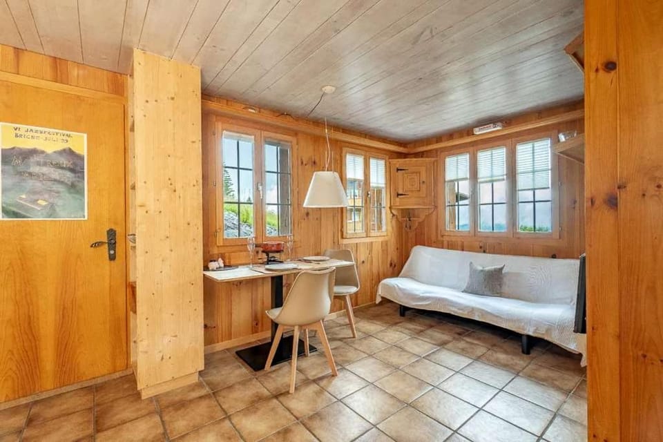 Mountainview Fireplace & Garden Bbq Apartment in Canton of Bern (Region)