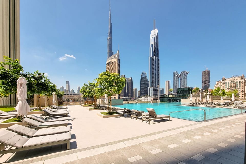 Property building, Pool view, Swimming pool