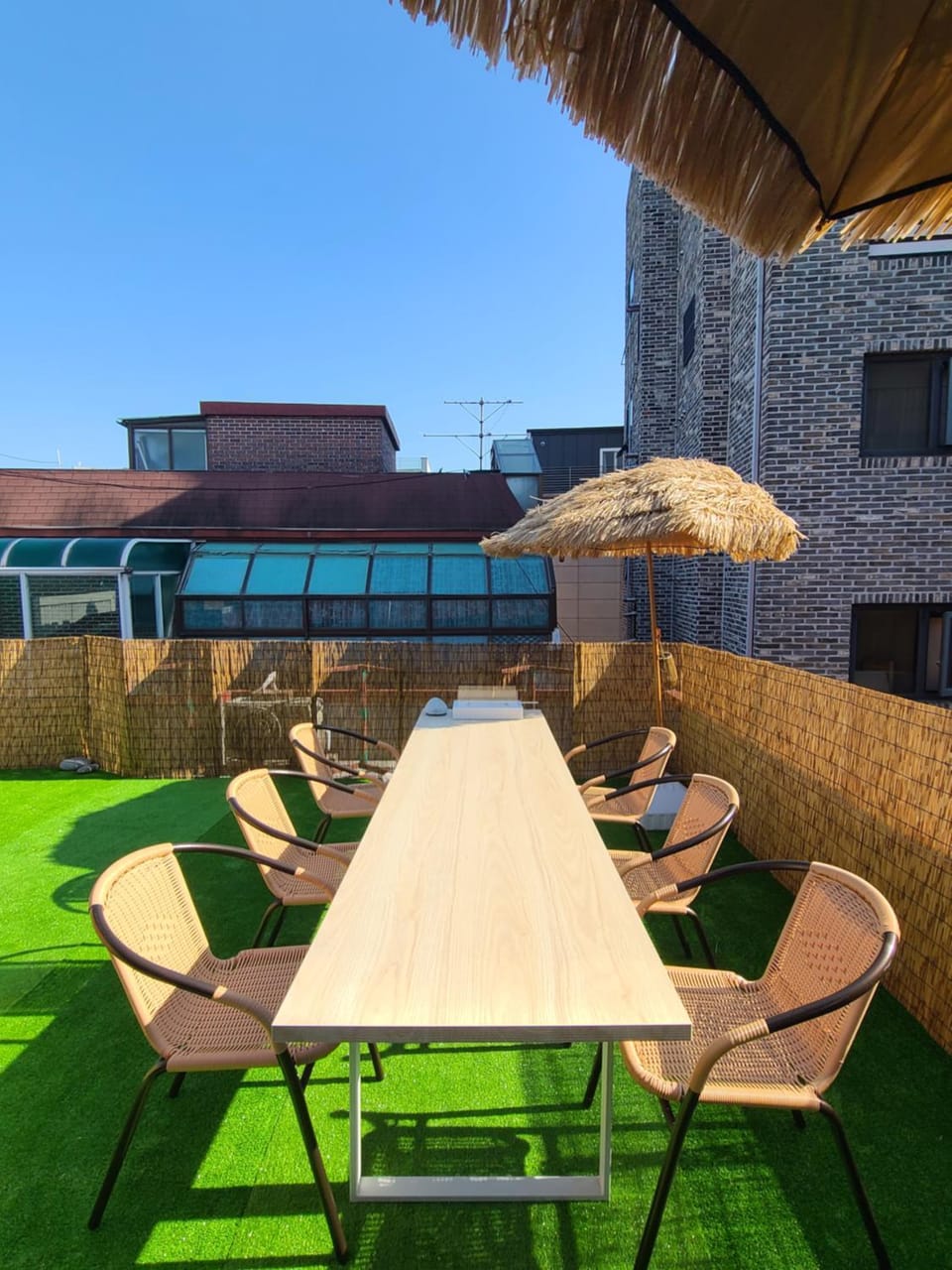 Patio, Dining area