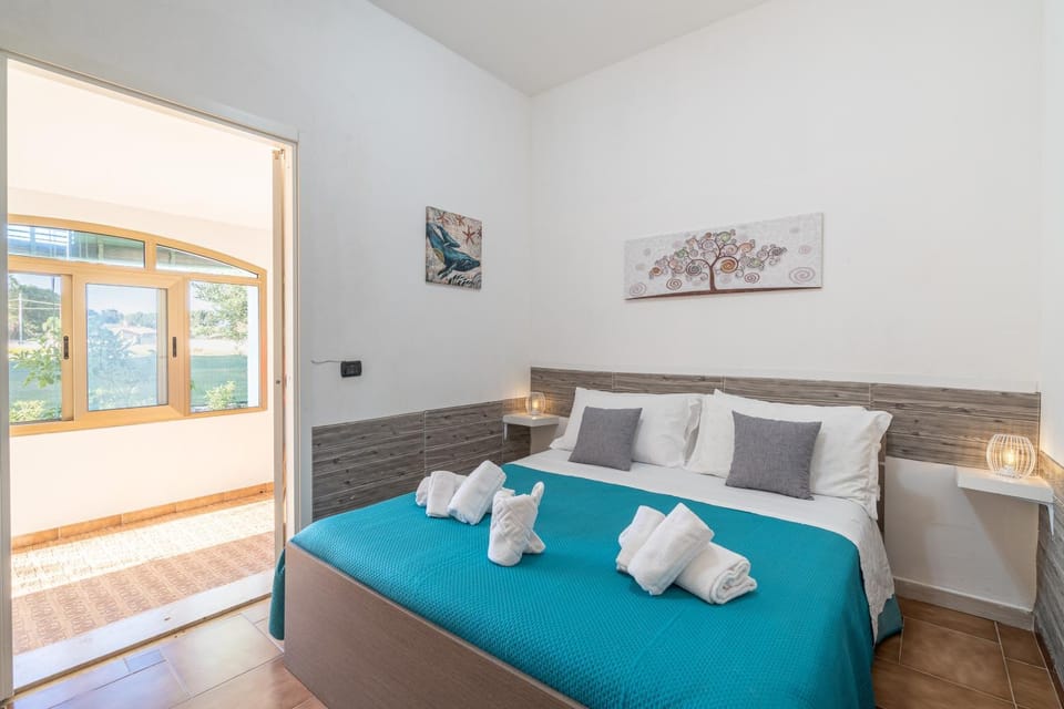 Living room, Bedroom