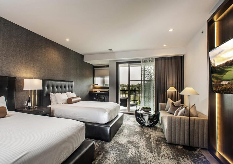 Seating area, Bedroom