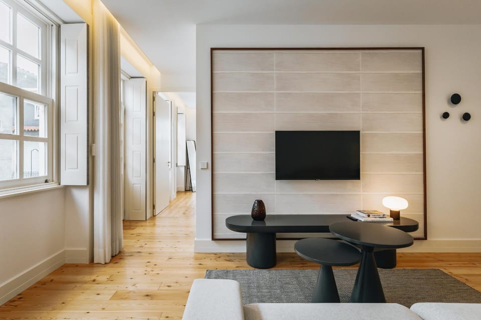 Communal lounge/ TV room, TV and multimedia, Living room, Seating area