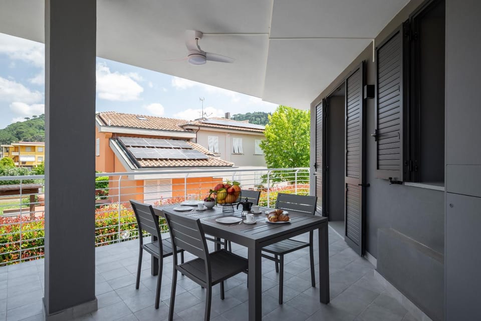 Balcony/Terrace, Balcony/Terrace
