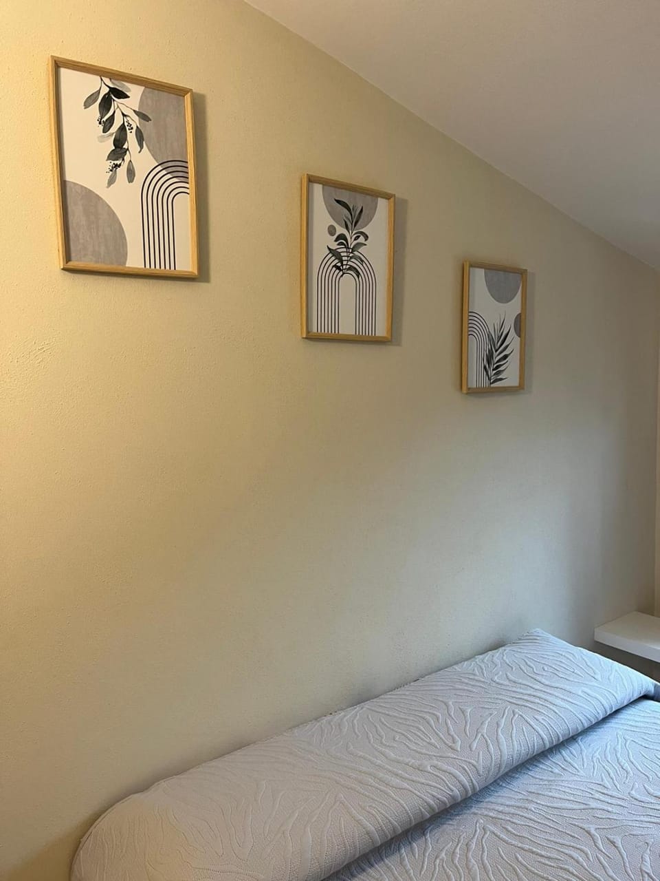 Bed, Decorative detail, Bedroom