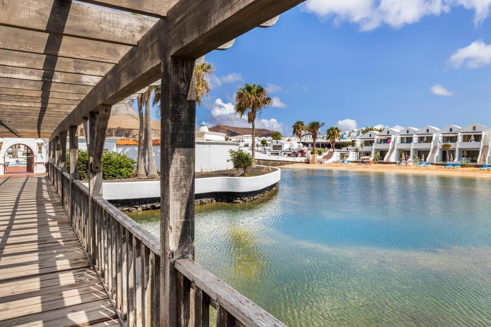 Home2Book Bright Apt Beach & Pool, Costa Teguise Apartment in Costa Teguise