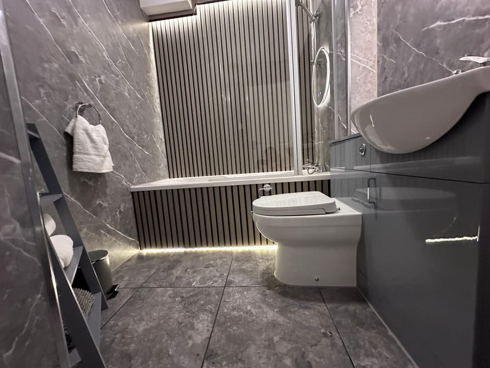 Shower, Toilet, Bathroom