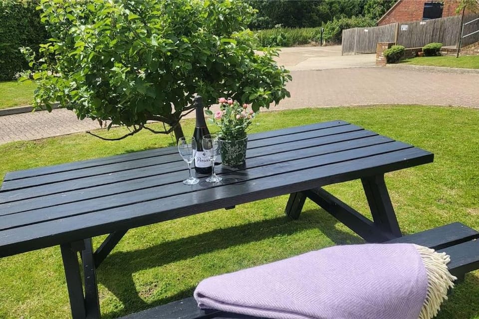 2 Abbey View Cottages, Battle, East Sussex House in Rother District