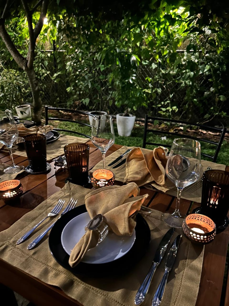 Garden, Dining area