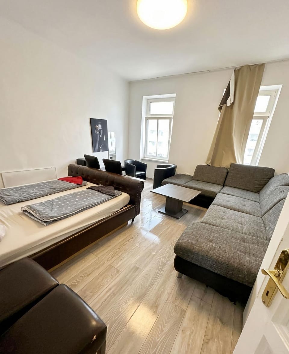 Bed, Seating area, Bedroom