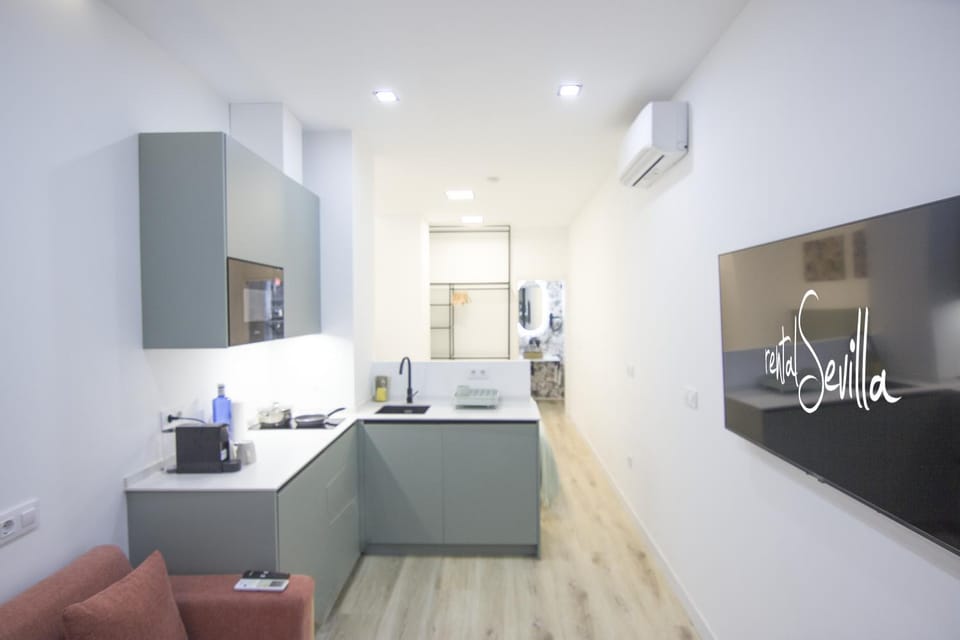 TV and multimedia, Kitchen or kitchenette, stove