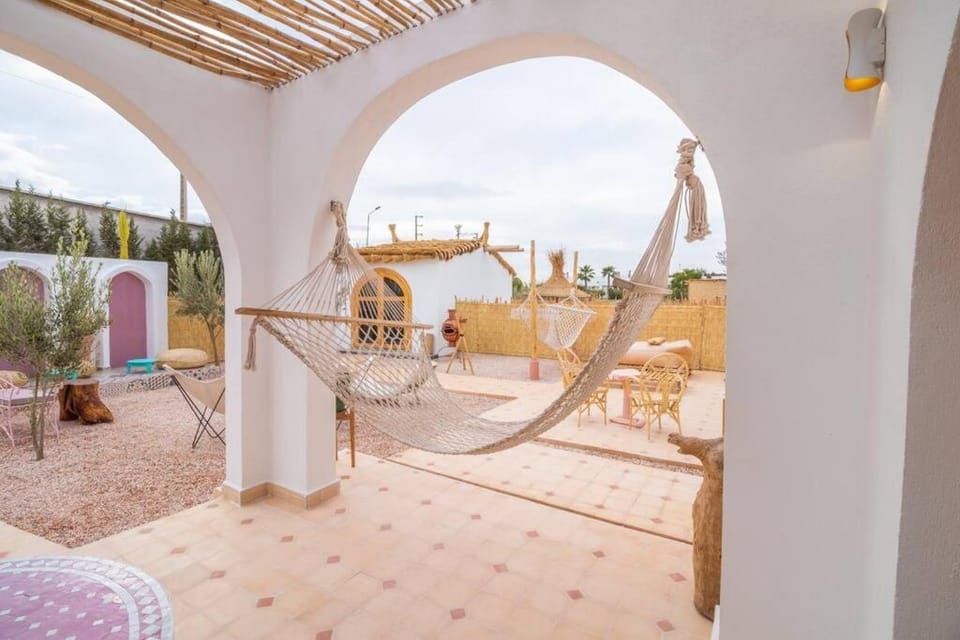 Patio, Balcony/Terrace, sunbed
