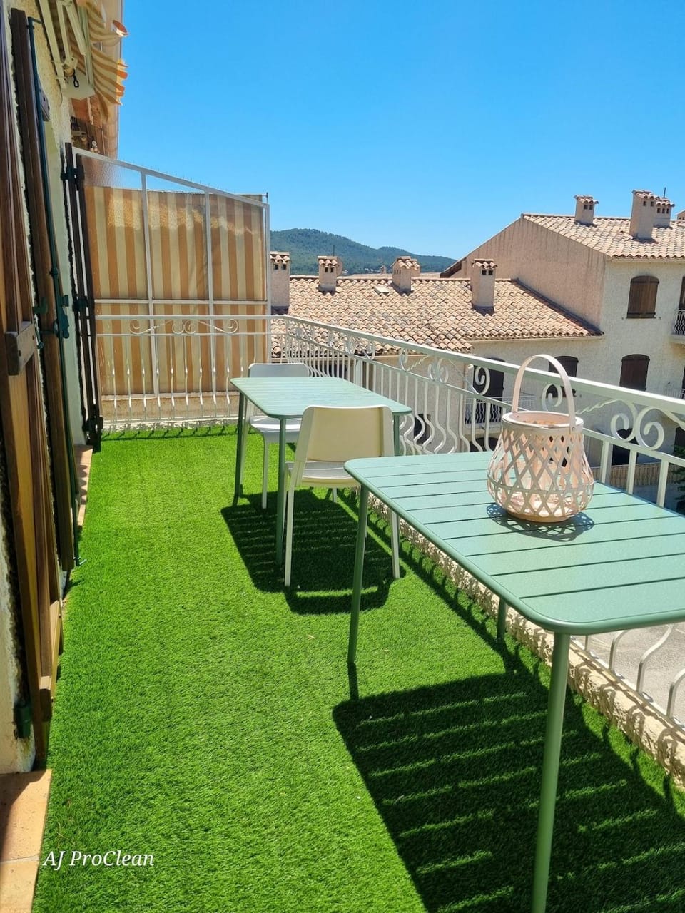 Patio, Spring, Day, Natural landscape