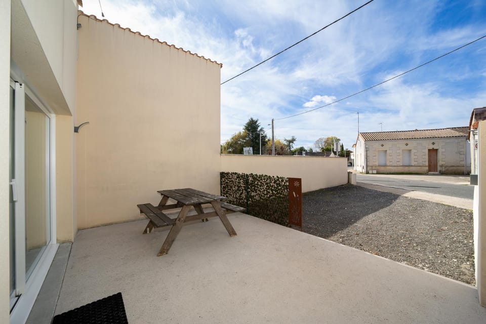 Patio, Balcony/Terrace