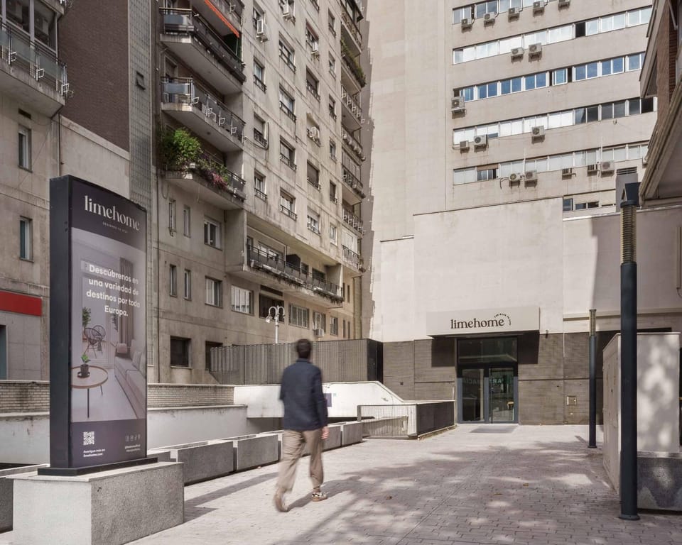 Property building, Day, People