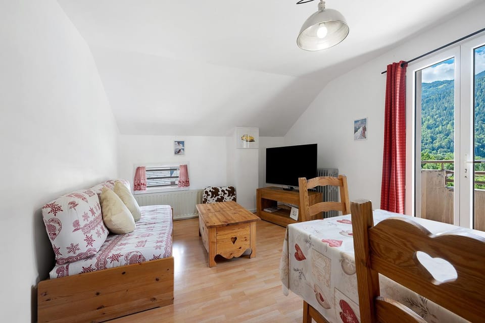 Property building, Living room, Bedroom
