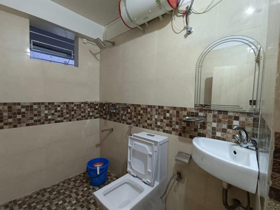 Shower, Bathroom, towels
