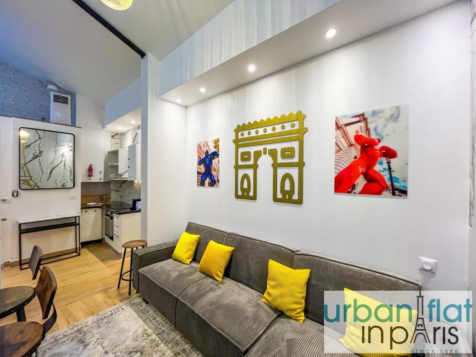 190 - Loft Gaite-Montparnasse Apartment in Paris