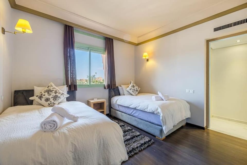 Best location new appart hivernag Pool FreeParking Apartment in Marrakesh