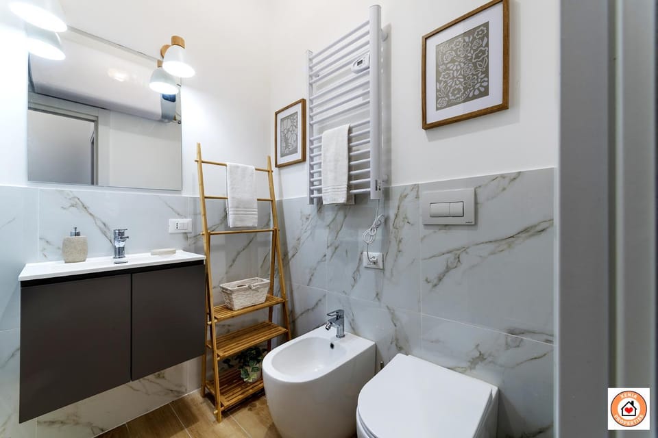 Shower, Toilet, Bathroom, bidet