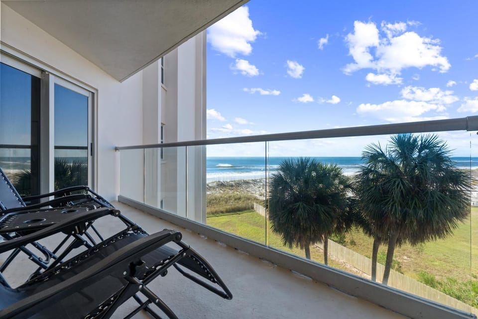 Regency Towers Unit 406W House in Pensacola Beach