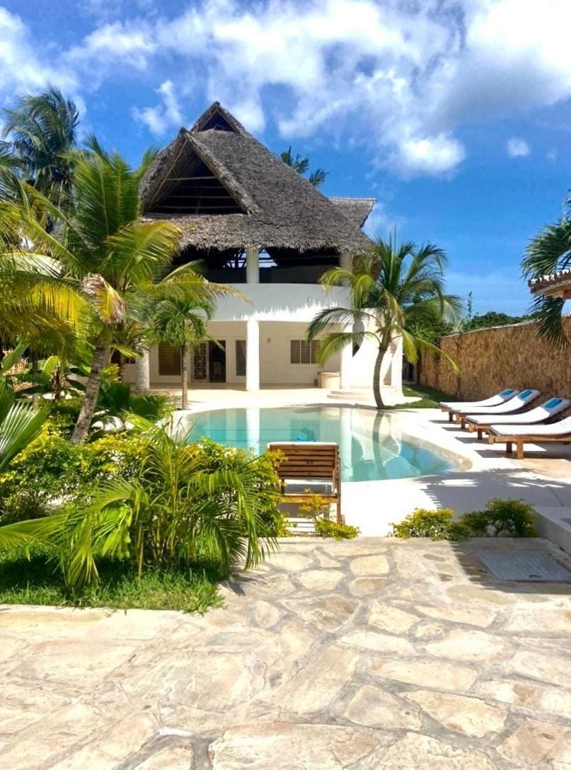 Blue Diamond Villa Watamu Bed and Breakfast in Kenya