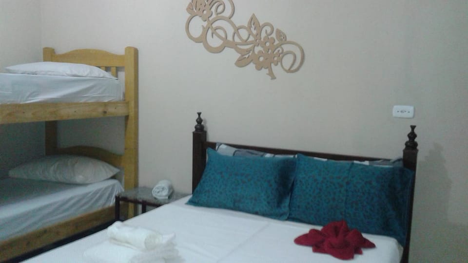 Lima hospedagem caseira House in Olímpia