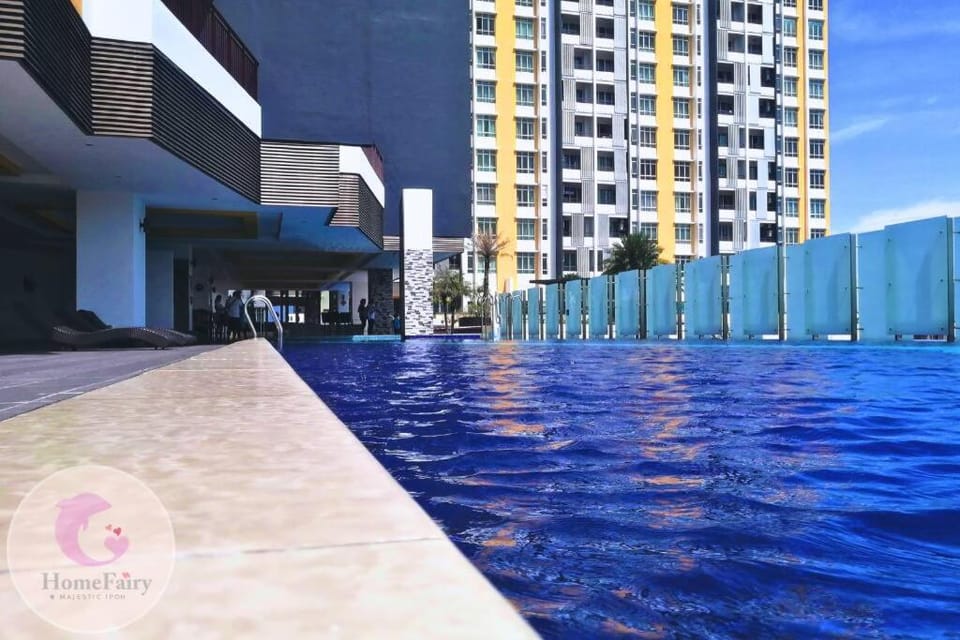 Pool view, Swimming pool