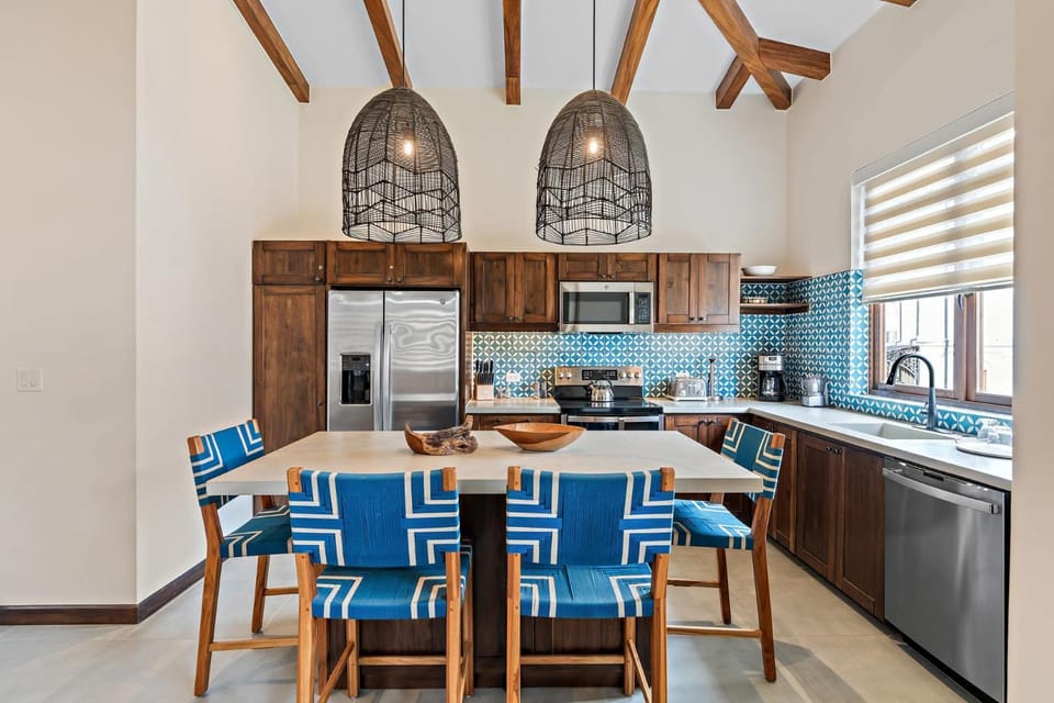 Stylish Condo in the Heart of Las Catalinas with Vibrant Design & Exclusive Beach Club Access Apartment in Guanacaste Province
