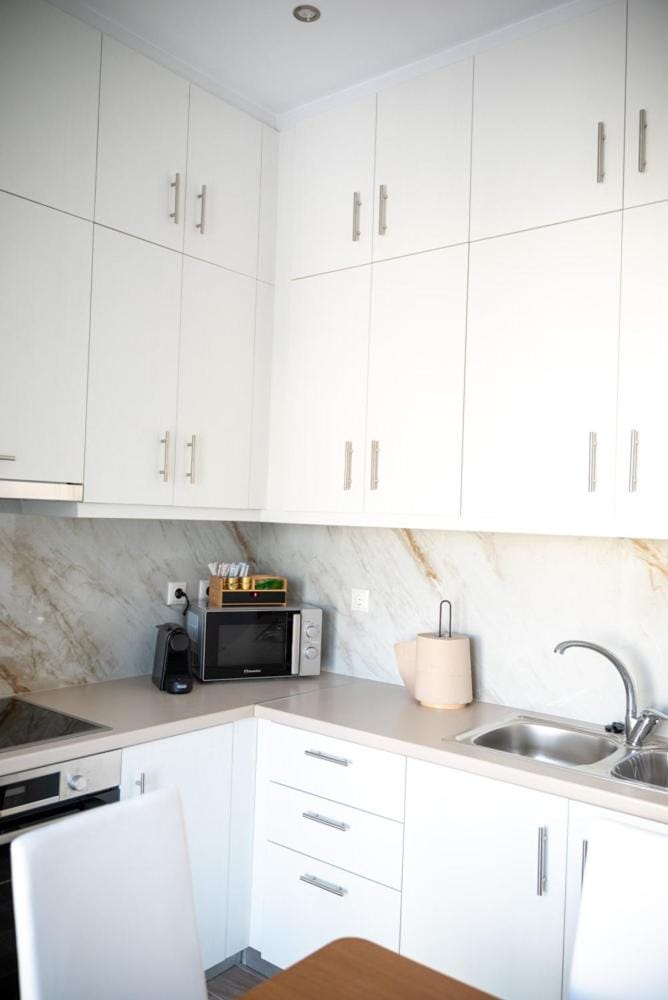 Coffee/tea facilities, Kitchen or kitchenette, pet friendly, stove