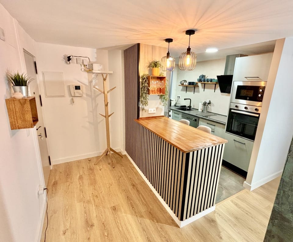 Kitchen or kitchenette, Living room